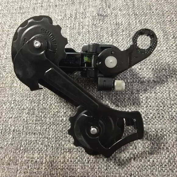 Shimano Rear Derailleur Bicycle Component - Picture 5 of 8